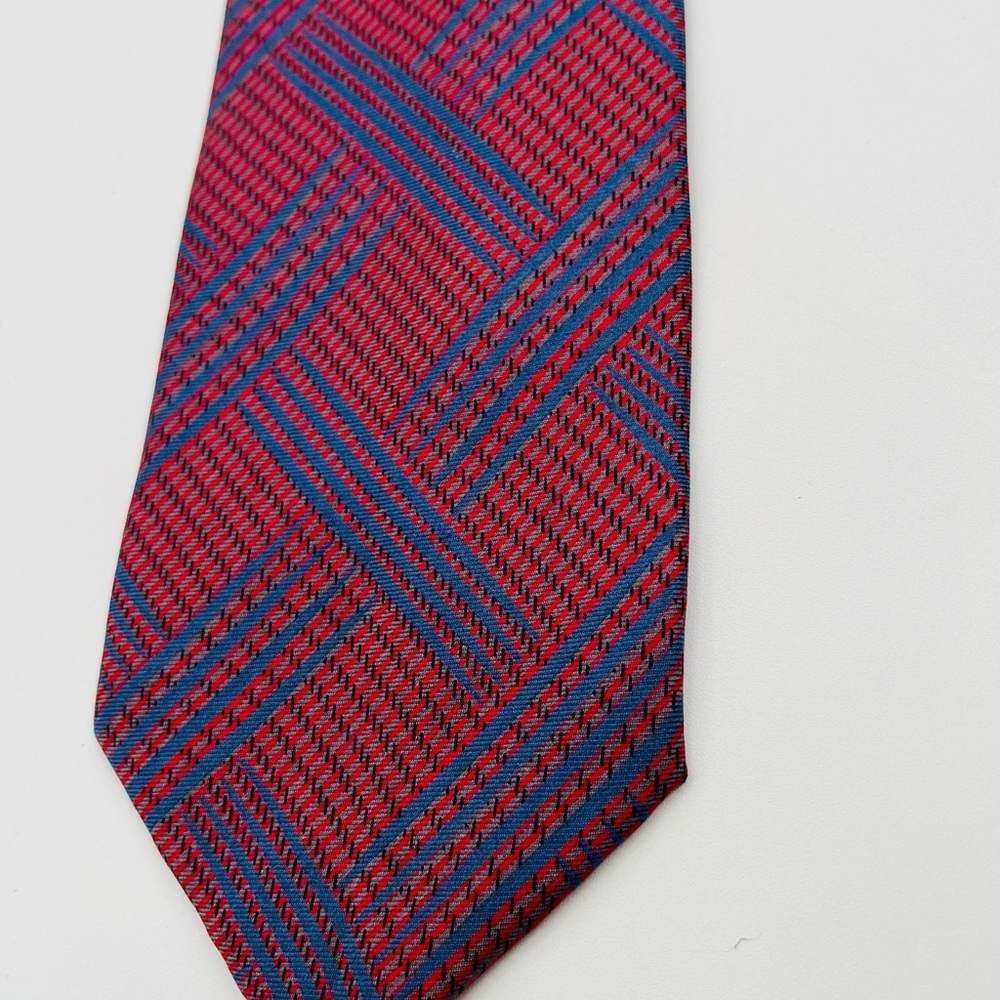 Valentino Cravatte Handmade Silk Necktie Vintage Tie From Italy